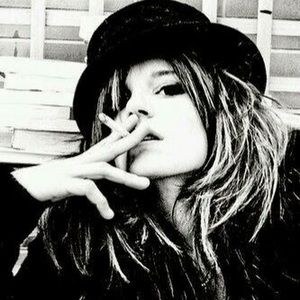 Meet your Posher, Josephine